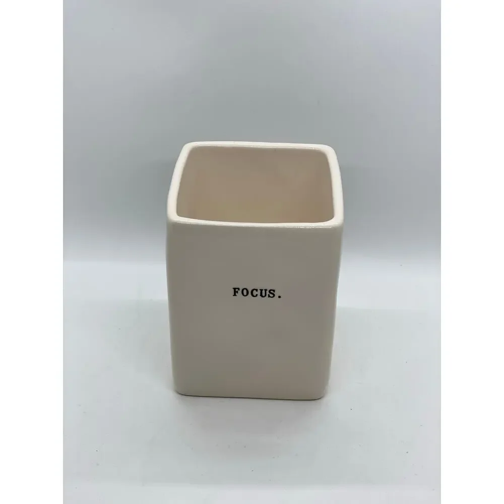 Rae Dunn Pen holder- FOCUS